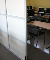 kancelarijska pregrada koristi manji prostor